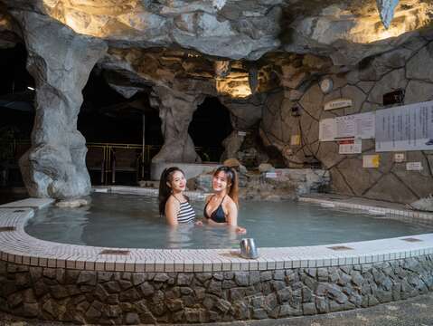 "Guanziling Mud Hot Spring"