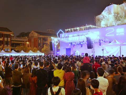 "Tainan City Music Festival is full of people"