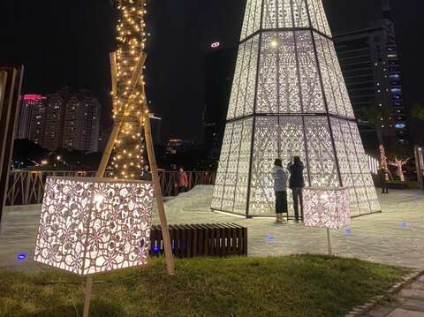 "Tainan Christmas Lantern Festival Christmas Tree"