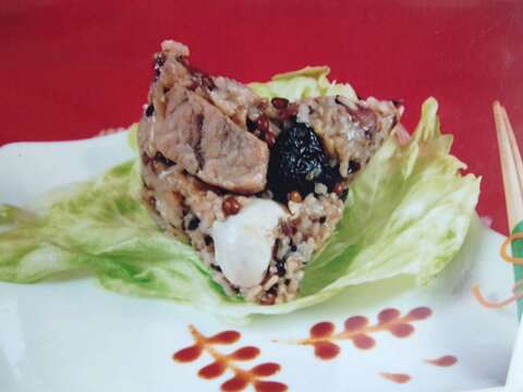 "Healthy five-grain meat dumplings_Lingcheng Variety Show"