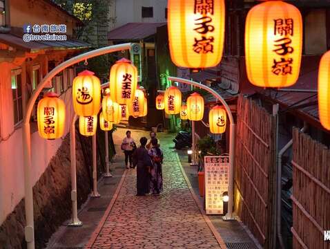 "Baihe District_Guanziling Old Street Lighting"