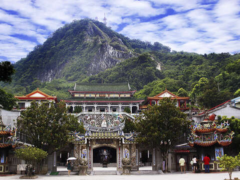 "Volcano Biyun Temple"